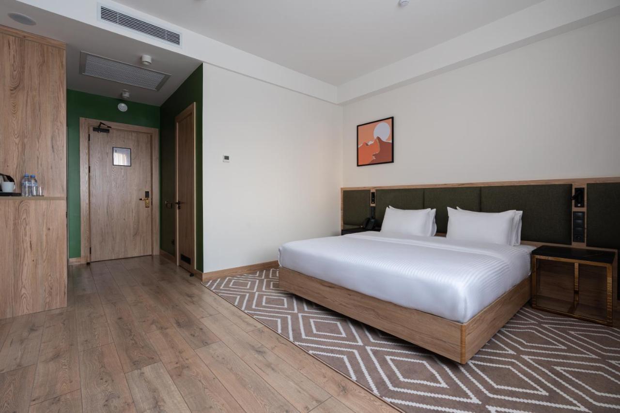 The Elements Hotel Tachkent Extérieur photo