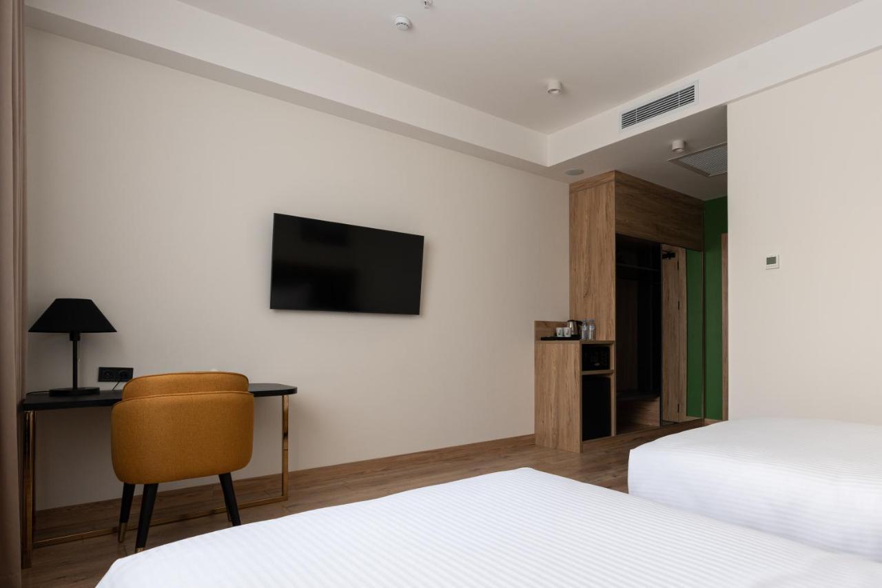 The Elements Hotel Tachkent Extérieur photo