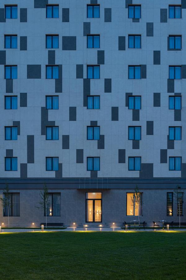 The Elements Hotel Tachkent Extérieur photo